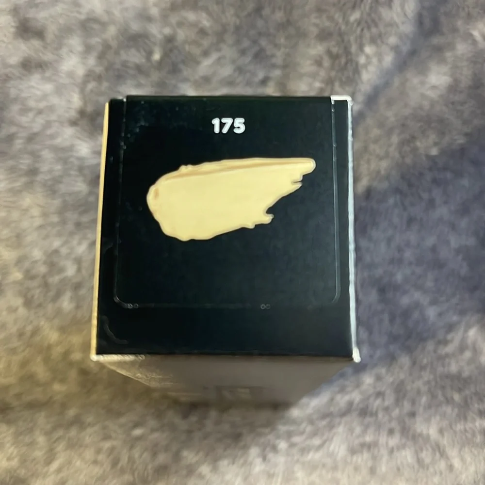 Fenty 175 Pro Filt’r Soft Matte Longwear Foundation
